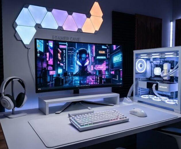 White gaming PC